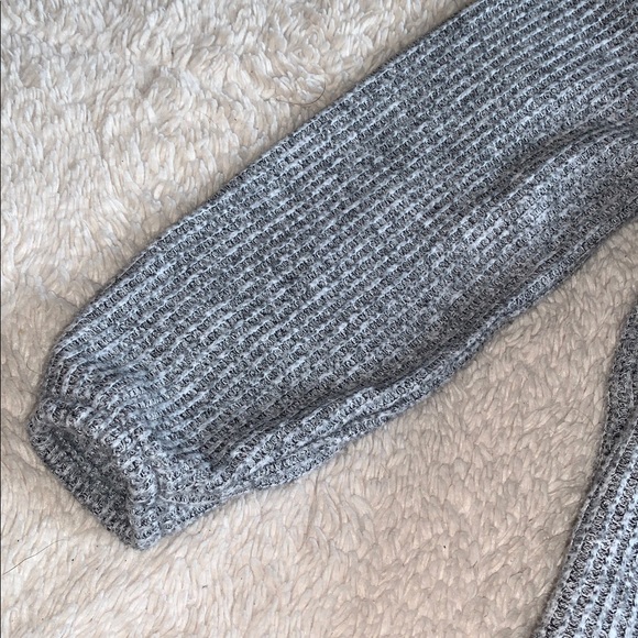 Cat & Jack Gray Sweater Dress 3T EUC - Picture 4 of 10